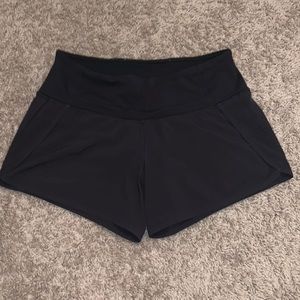 Lulu lemon black speed ups